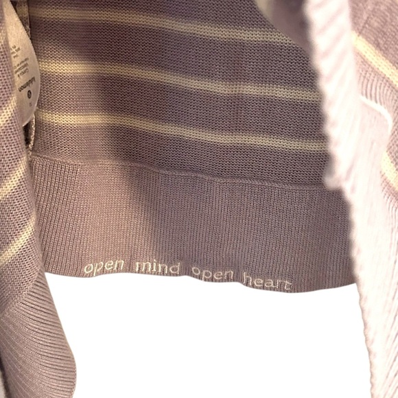 Lululemon Forward Flow Poncho- Athletisure Convertible Poncho- One Size - Picture 5 of 10